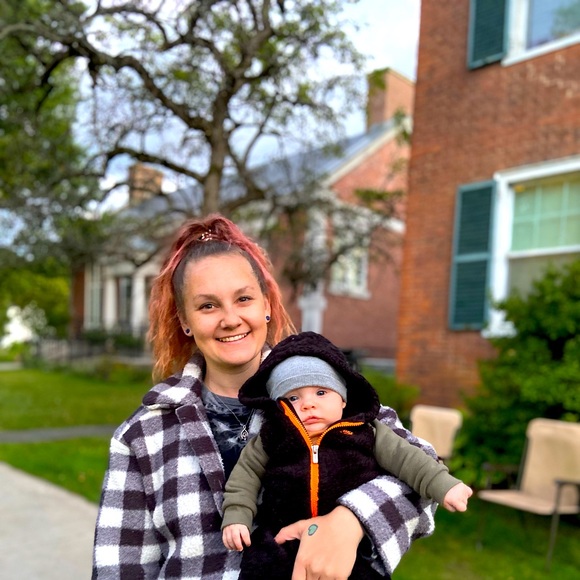 Meet your Posher, Chelsea - Picture 1 of 1